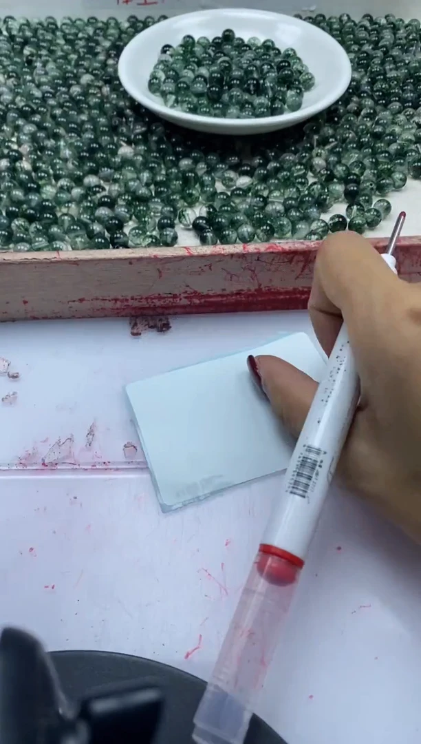 【闪购商品】水晶颈饰未镶嵌w138绿幽灵烤色8mm*25颗