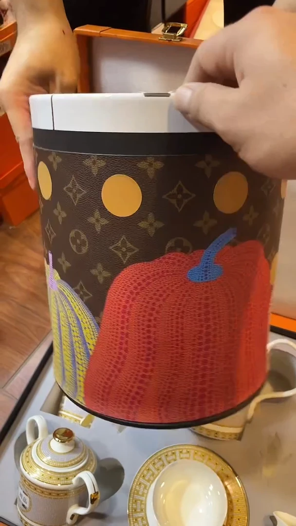 杯鸿辉家品牌瓷器，京东包邮！