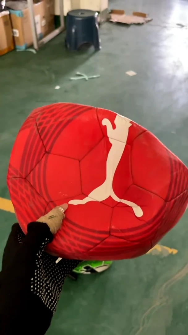 彪马时尚运动休闲鞋  足球  Y69