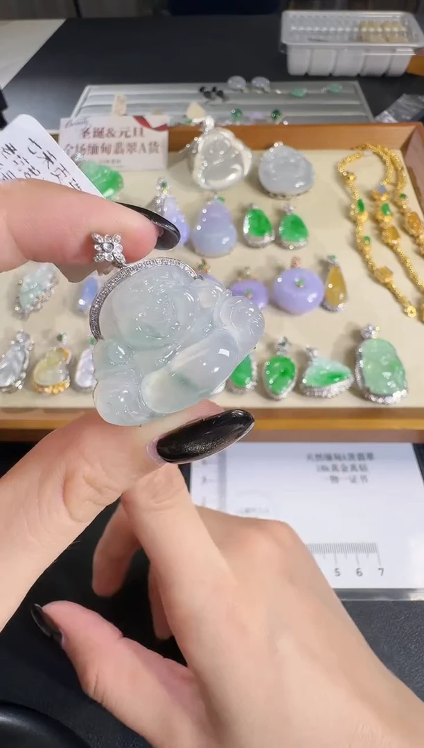 吊坠(不含链)18K金镶嵌翡翠【源头工厂】钻石镶嵌