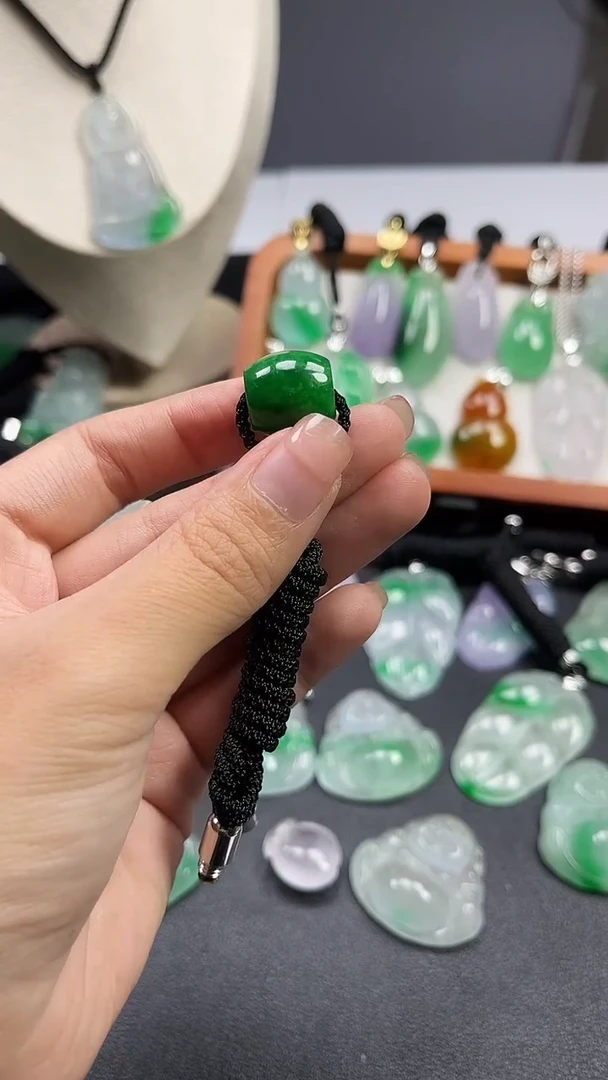 颈饰未镶嵌翡翠  所见即所得 一图一物