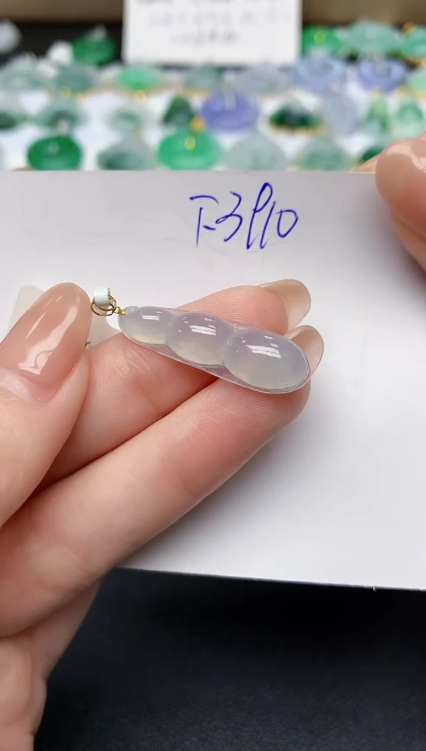 颈饰未镶嵌翡翠天然缅甸A货翡翠百元以上9元证书费自理