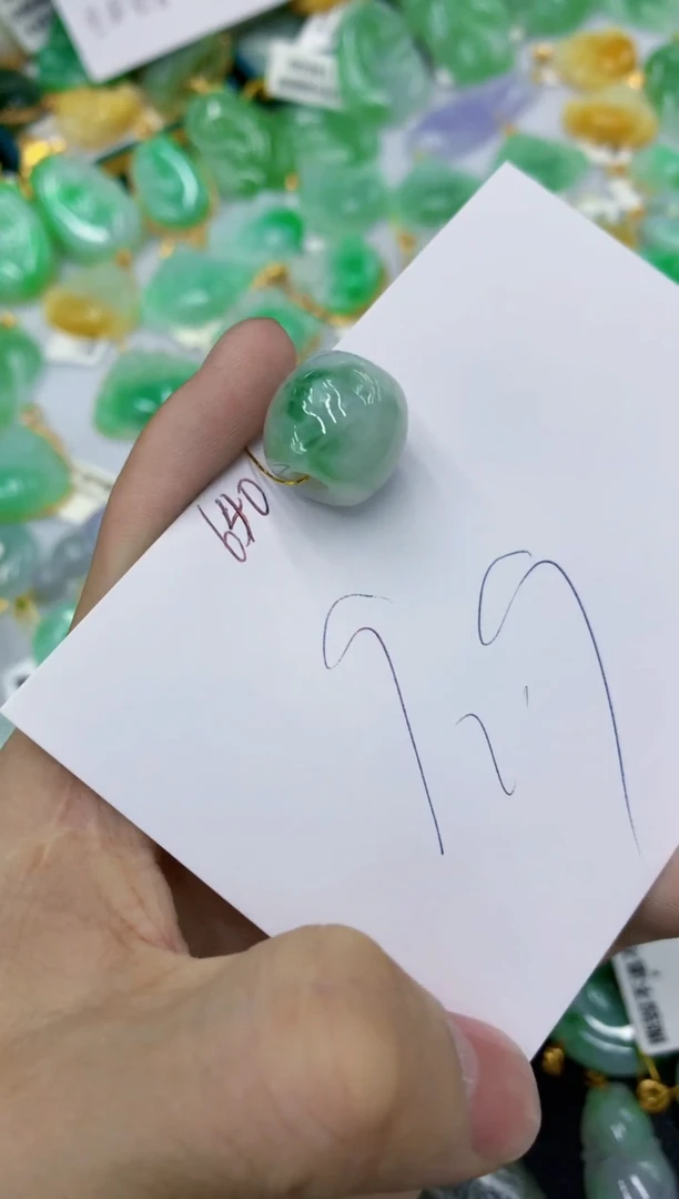 颈饰未镶嵌翡翠1111111111111
