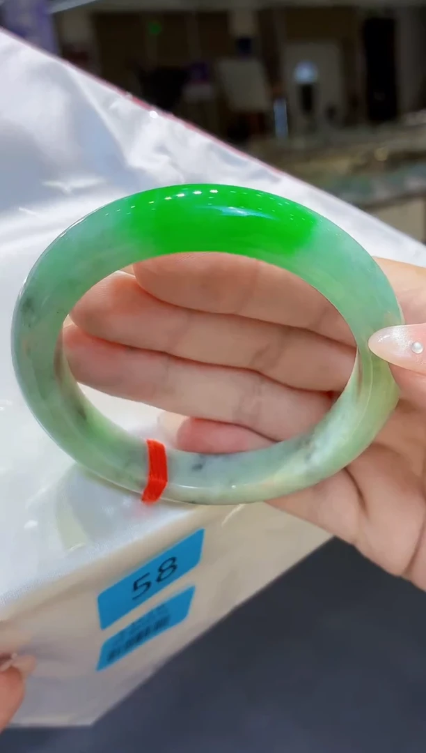 未镶嵌手镯翡翠翡翠手镯58