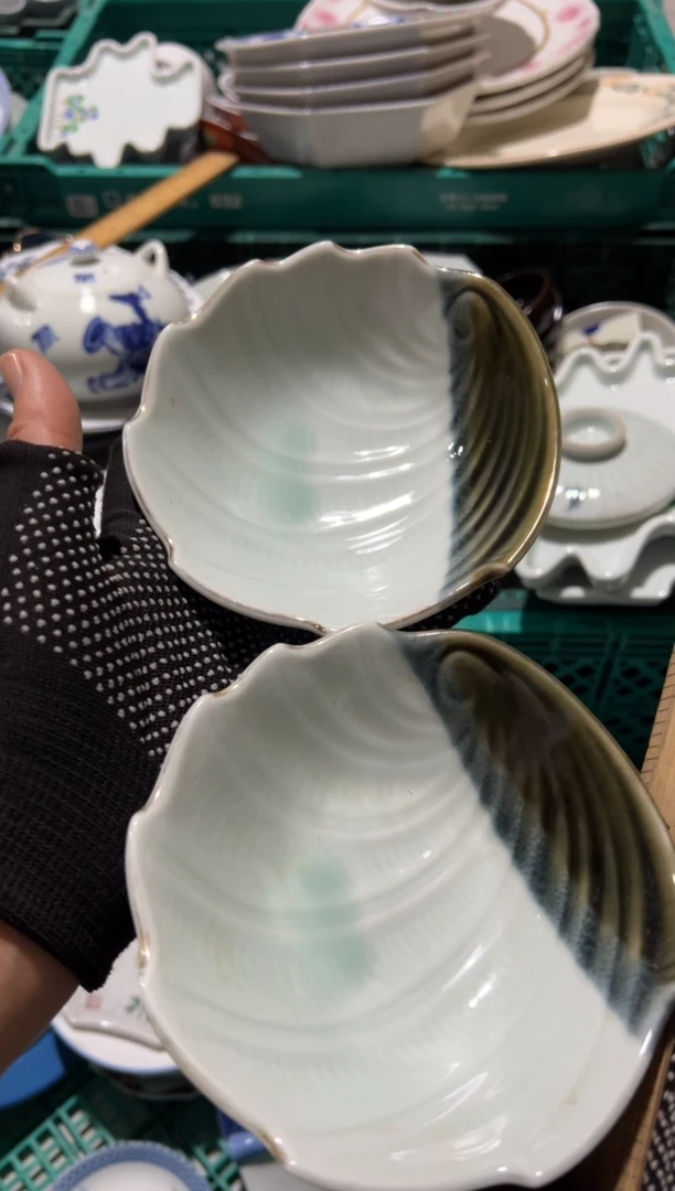 洁洁  中古商品默认瑕疵