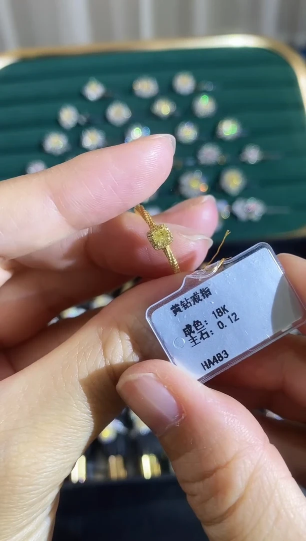 18K金镶嵌戒指钻石03