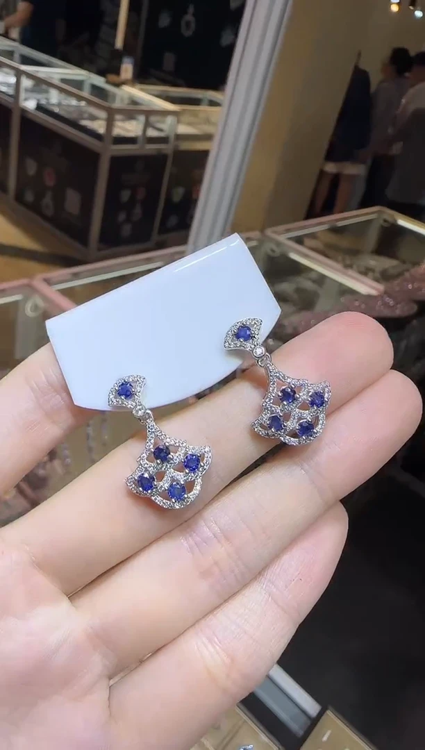蓝宝石耳饰银S925镶嵌耳坠