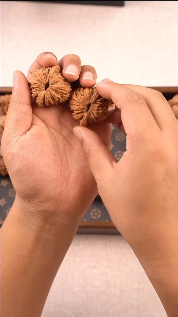 把件文玩核桃啤***杞四座楼