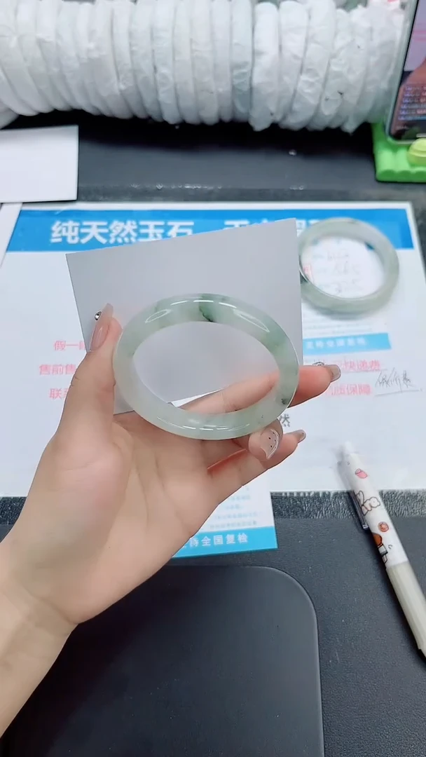 石英质玉手镯未镶嵌b124-59