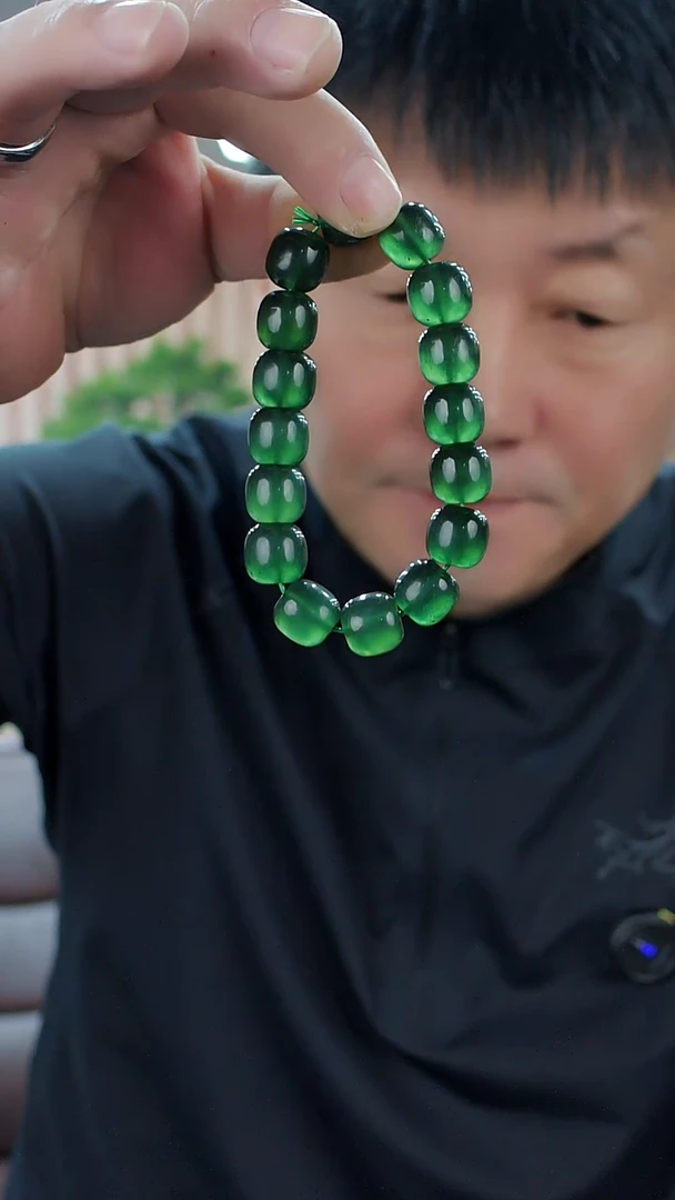 未镶嵌蛇纹石玉手串手串