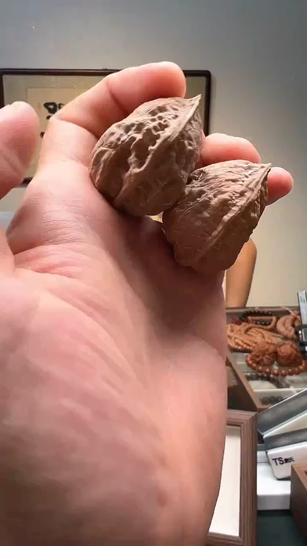 把件文玩核桃32mm+秋子1对 24号