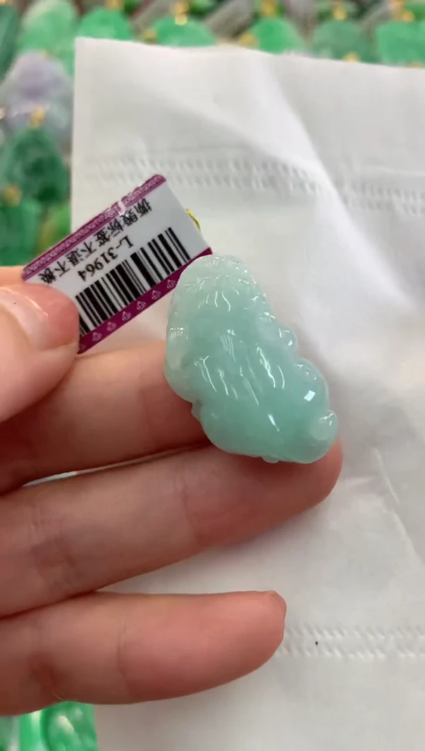 【闪购商品】翡翠吊坠(不含链)18K金镶嵌挂件