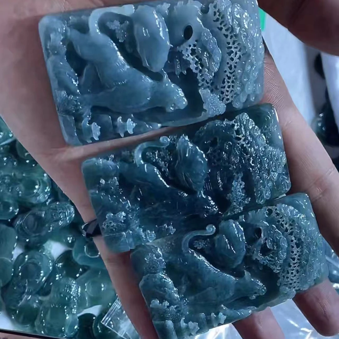 【玉经纶】-47074/Q49-天然A货翡翠吊坠-多样性发其—