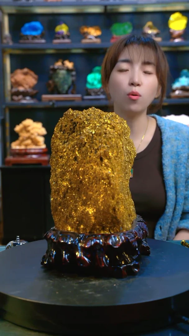 石材精品斑铜矿，石头摆件