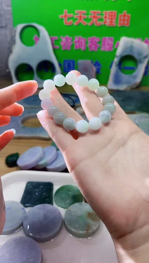 翡翠未镶嵌颈饰天然翡翠A货023