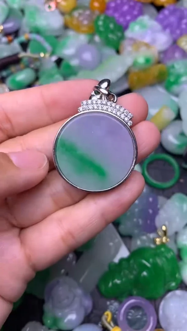 颈饰未镶嵌翡翠缅甸翡翠吊坠