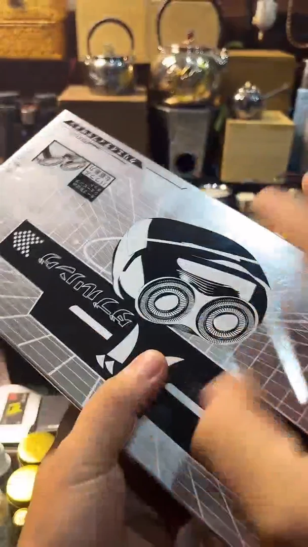 瓷片闪购商品 如图所示