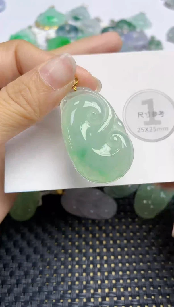 颈饰18K金镶嵌翡翠天然缅甸A货翡翠百元以上9元证书费自理