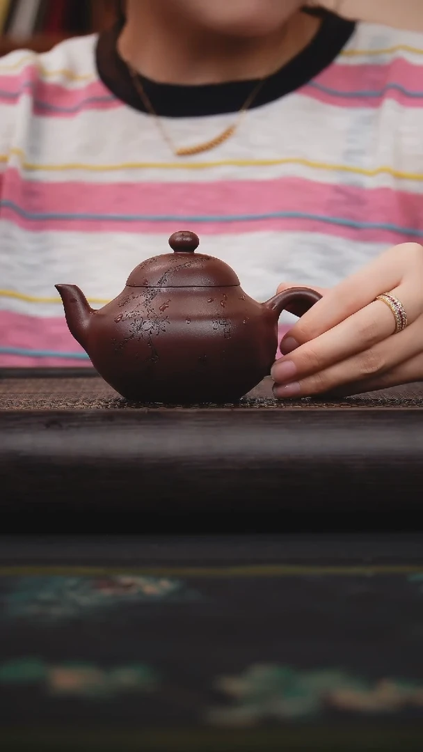 茶壶紫砂梨形 紫泥