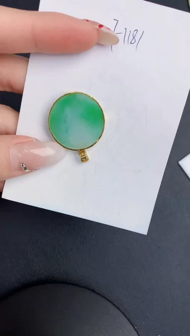 【闪购商品】翡翠颈饰18K金镶嵌0000000000