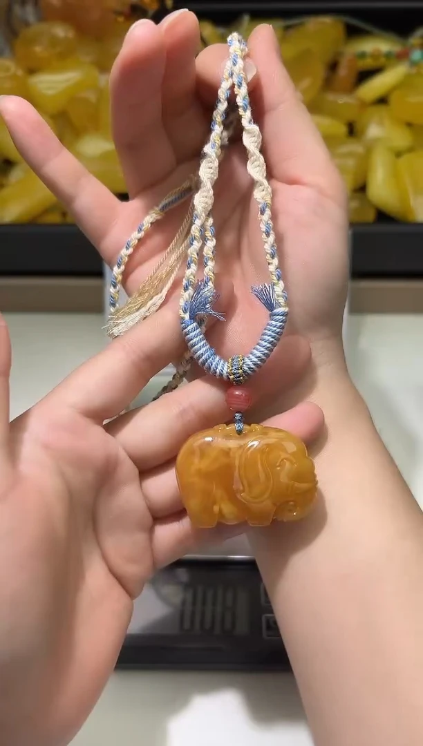 裸石琥珀未镶嵌琥珀蜜蜡吊坠