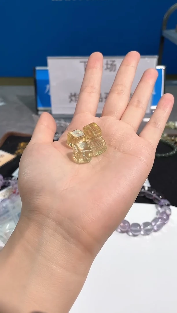 【闪购商品】水晶手链未镶嵌63号柠檬黄水方块配件款11mm