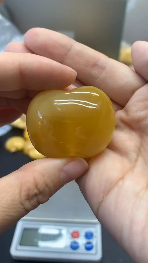 未镶嵌琥珀珠宝奇石2768