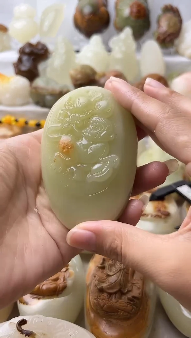 石材方解石手把摆件打孔穿绳不退换猴