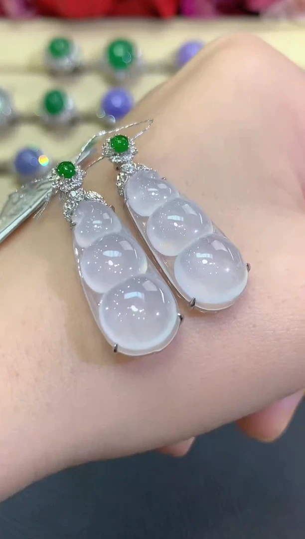 吊坠(不含链)18K金镶嵌翡翠秋日珠宝多样性发货一件Q94