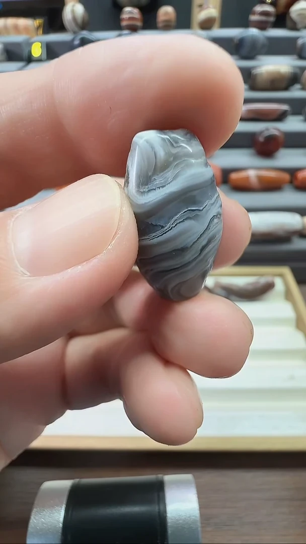 未镶嵌颈饰玛瑙/玉髓玛瑙26*16