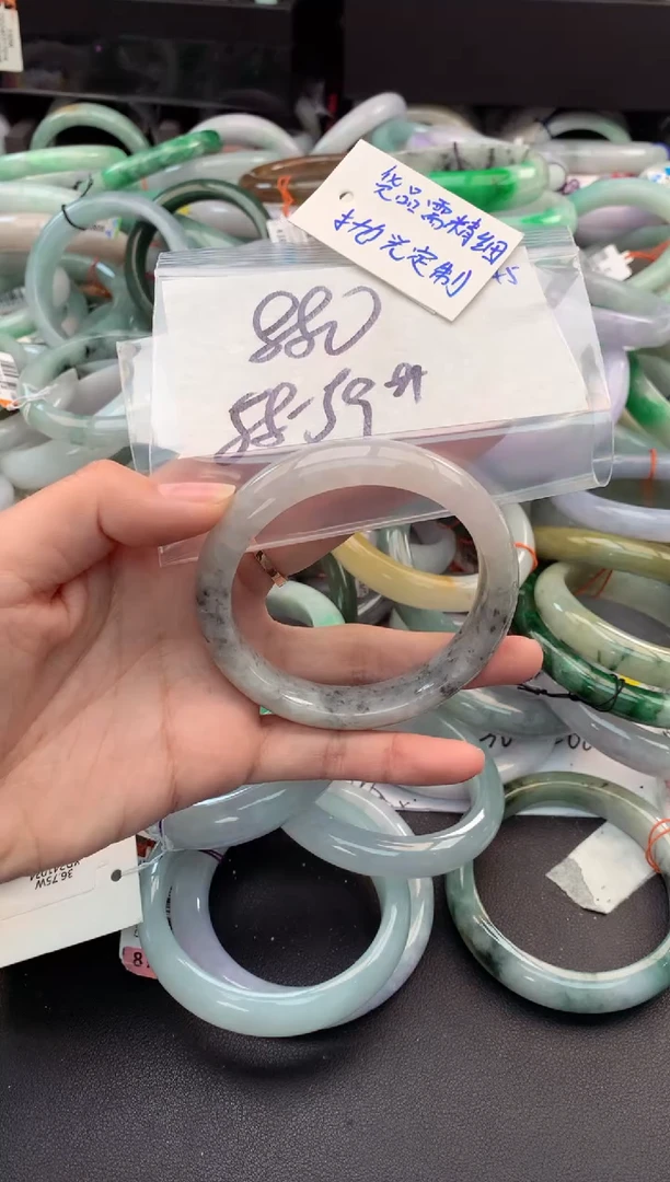 【闪购商品】定制翡翠未镶嵌毛货需精细抛光+多人