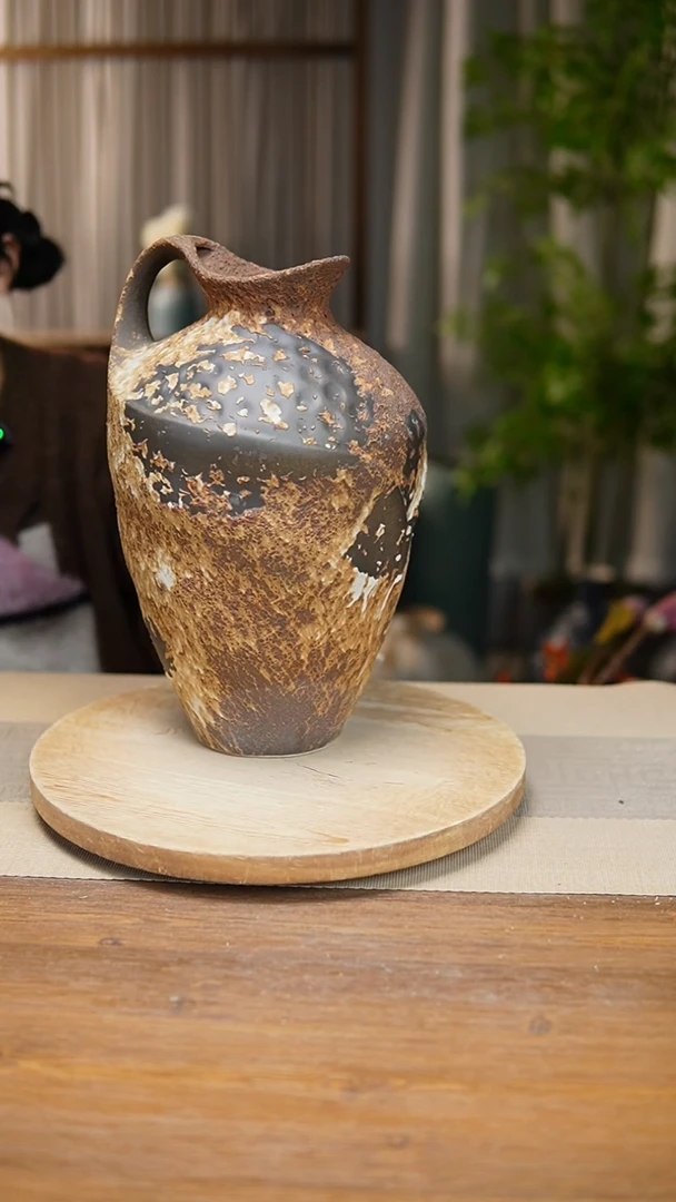 【闪购商品】陶瓷 花器诧寂棕奶壶