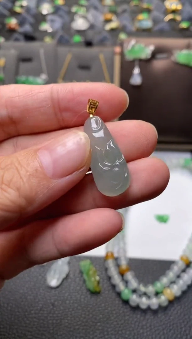 翡翠18K金镶嵌颈饰净货37776