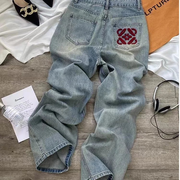 毛巾刺绣高腰阔腿垂感牛仔裤秋冬季显瘦百搭宽松小个子拖地裤设计