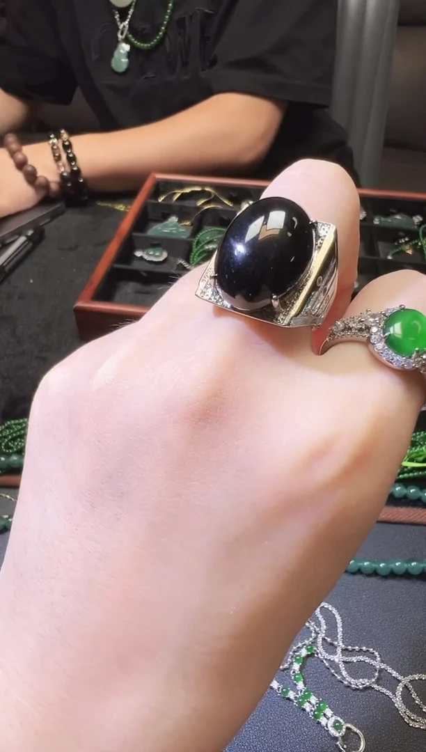 翡翠未镶嵌颈饰天然a货翡翠成品多样性发其一