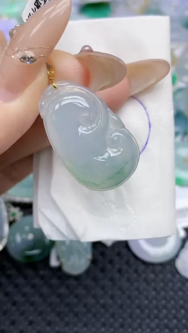 颈饰18K金镶嵌翡翠4   天然翡翠A货  百元以上9米证书费自理