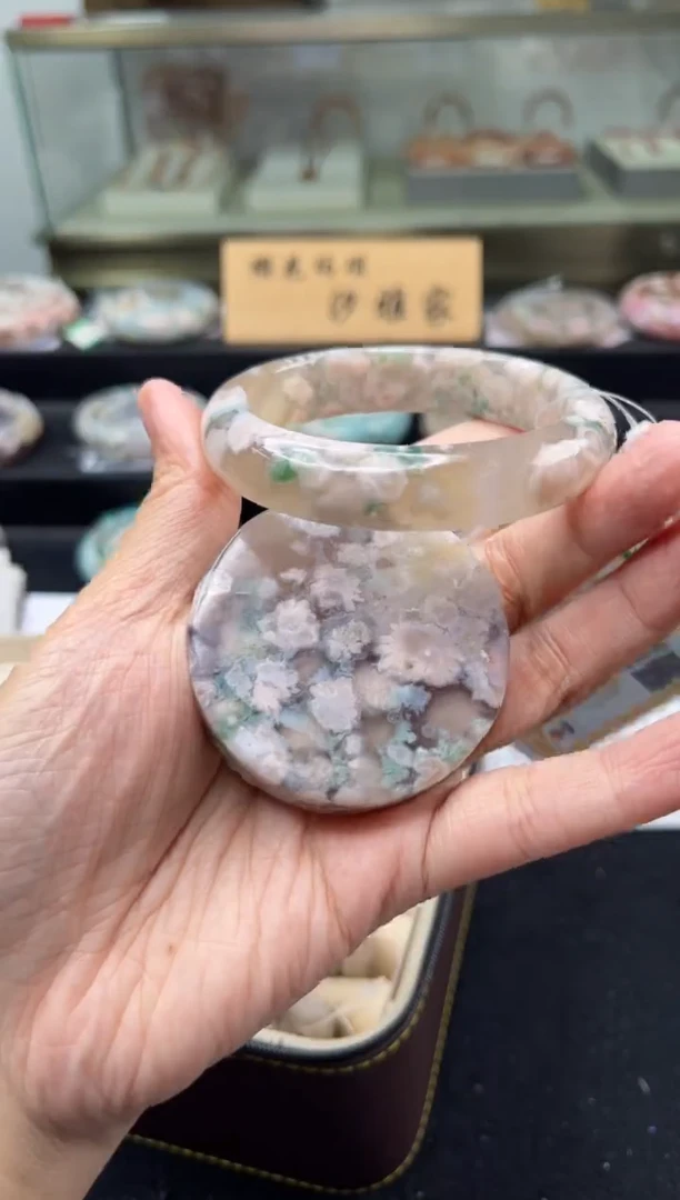 未镶嵌手镯石英质玉57圈口（赠品镯心）475