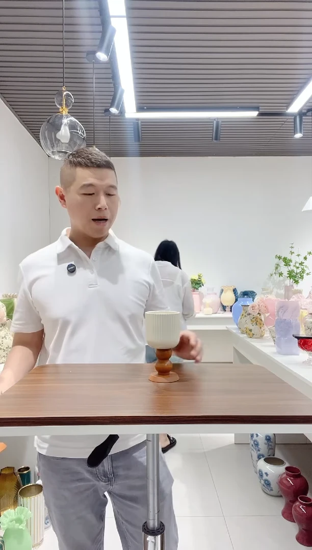 亭亭玉立小号奶黄色