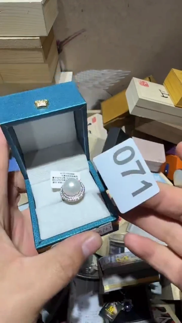 瓷片M**n瓷器瓷器瓷器瓷器