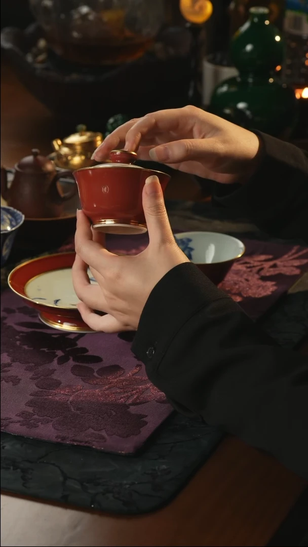 瓷片一如山坊