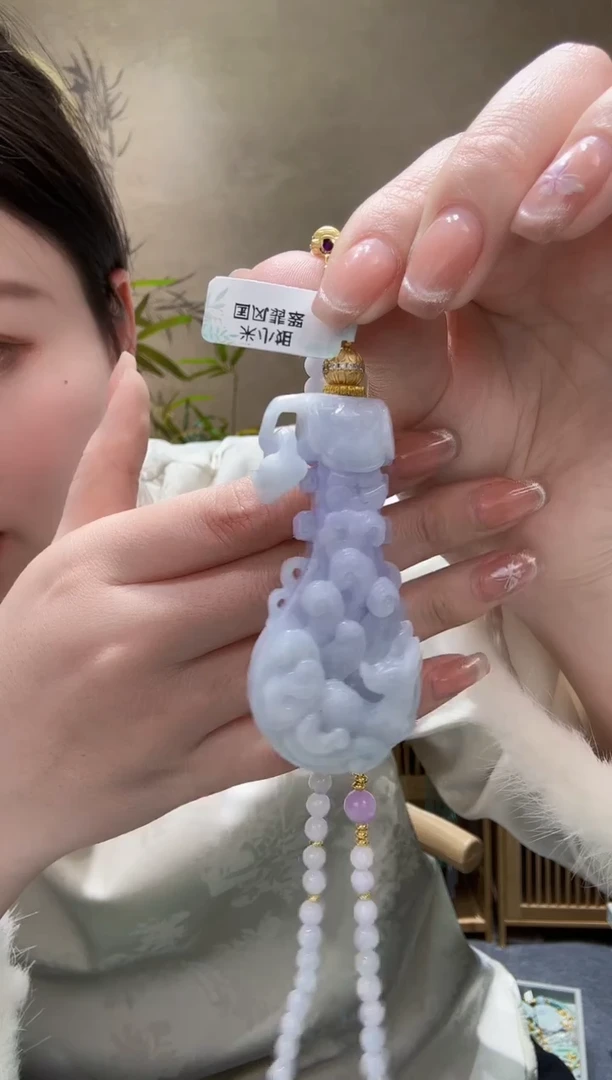 【闪购商品】翡翠颈饰未镶嵌吊坠