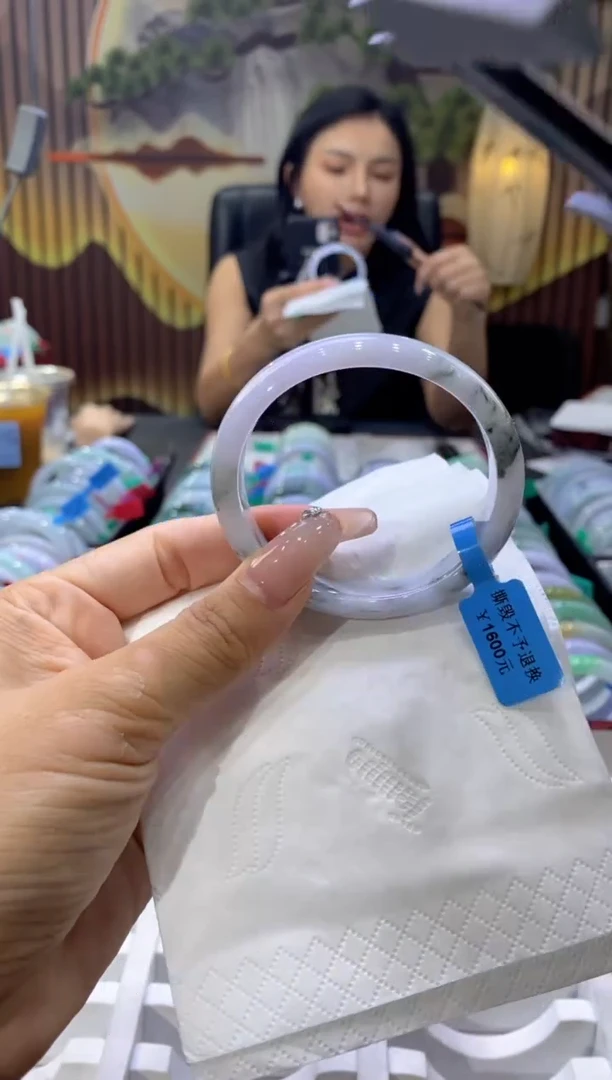 翡翠手镯未镶嵌00003716