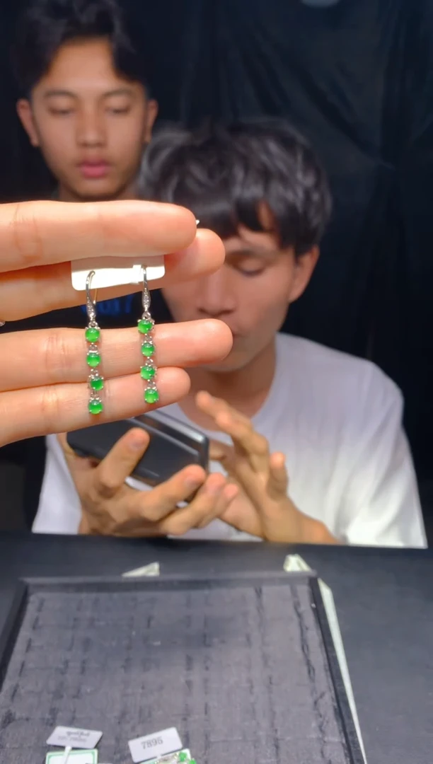 【闪购商品】定制翡翠未镶嵌27多样性发货（发其一）