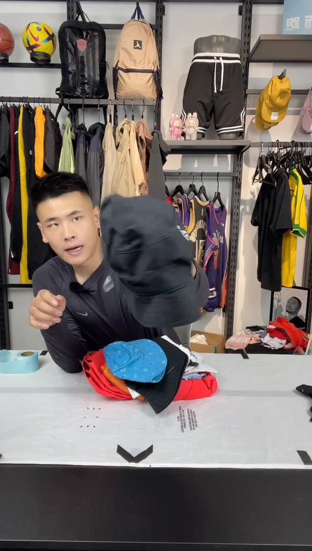 3572 编码 耐克卫衣服饰过款为准 尺码