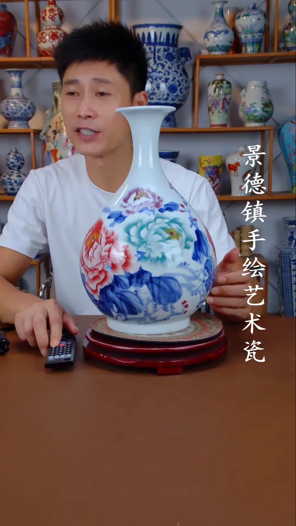 现代景德镇手工手绘陶瓷摆件14