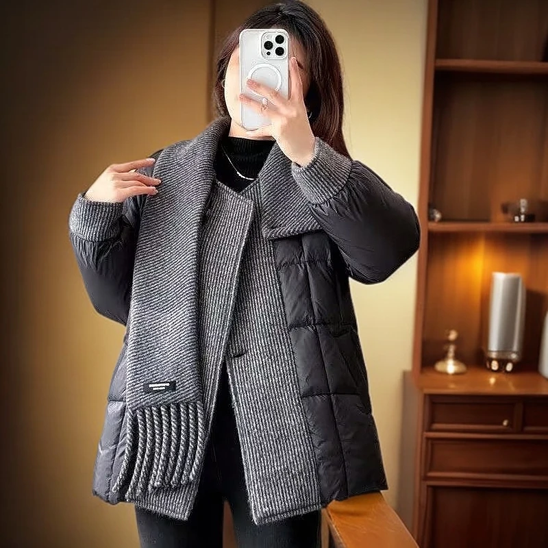 时尚设计感拼接袖外套女2025年秋冬新款休闲百搭显瘦围巾圆领上衣