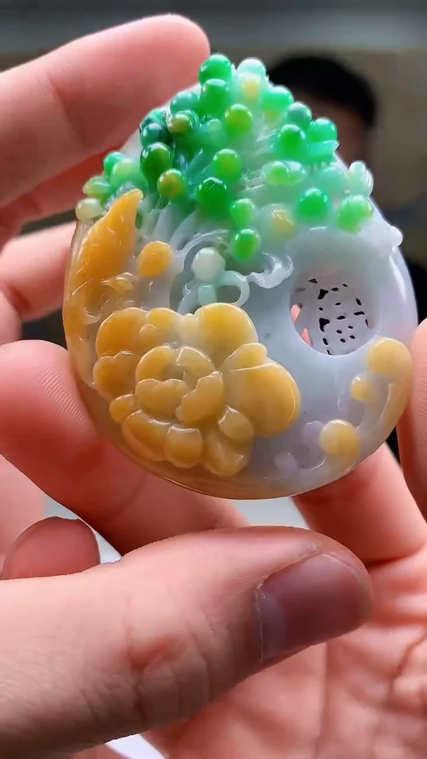 【闪购商品】定制翡翠未镶嵌4969bb-毛货挂件110