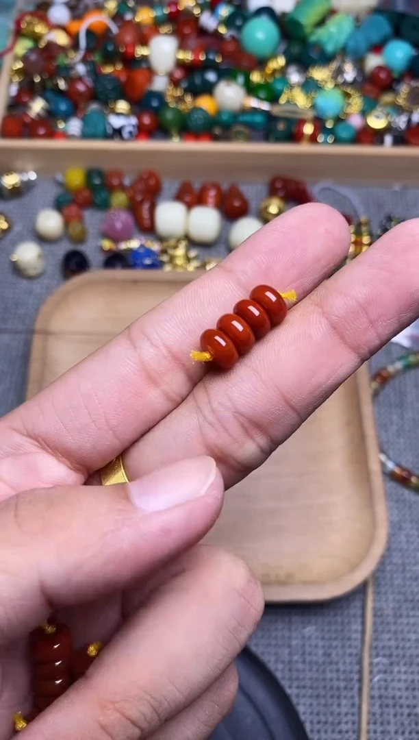 未镶嵌配饰南红玛瑙算盘卡8mm左右 4片发
