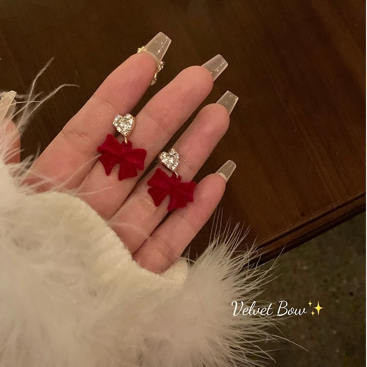 铜合金绒毛耳饰 丝绒千金 爱心蝴蝶结耳环秋冬高级感红色喜庆耳饰