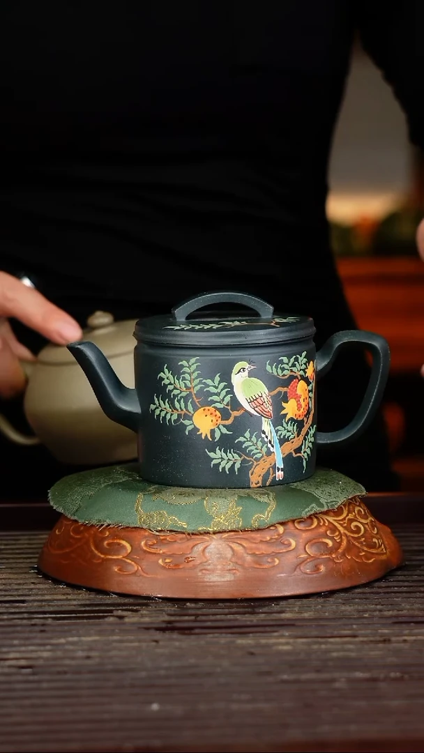 宜兴原矿紫砂壶茶壶宜兴原矿紫砂壶茶壶200C